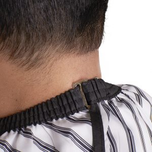 capa Perfetto acercamiento al cierre del cuello